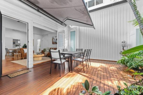 The Courtyard Store 2Bed-2Bath - New Farm